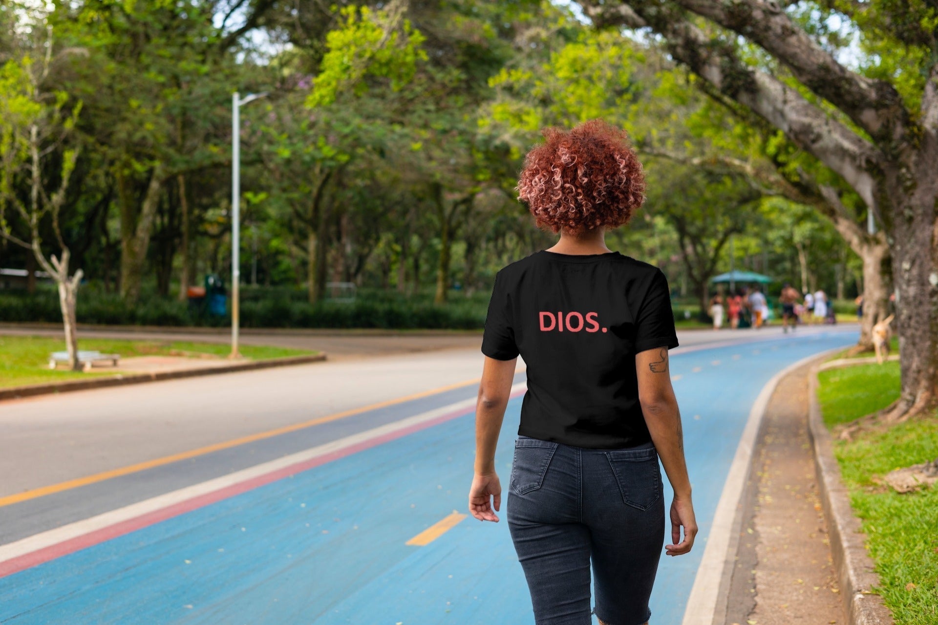 Dios Puede (SPANISH EDITION) / Comfort T-Shirt - D&B Originals